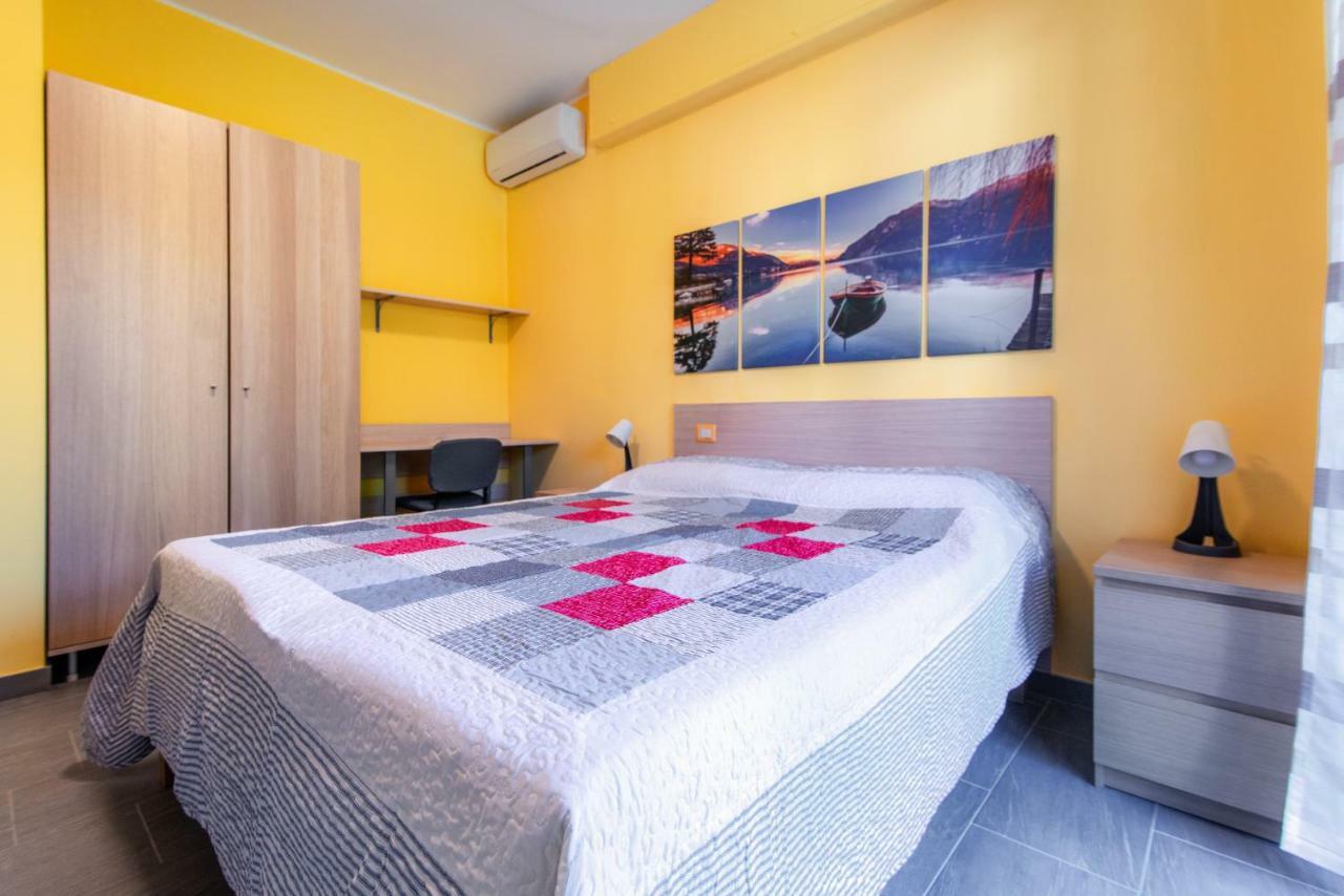 Casa Livio - Rooms And Studios Como Exterior foto